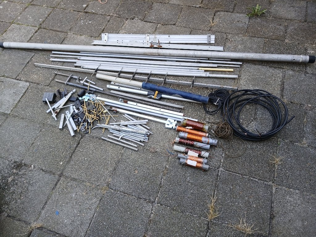 ANTENNE MATERIAAL VOOR BEAMS / VERTICAAL + SPOELEN EN COAX, Ophalen, Gebruikt, Antenne