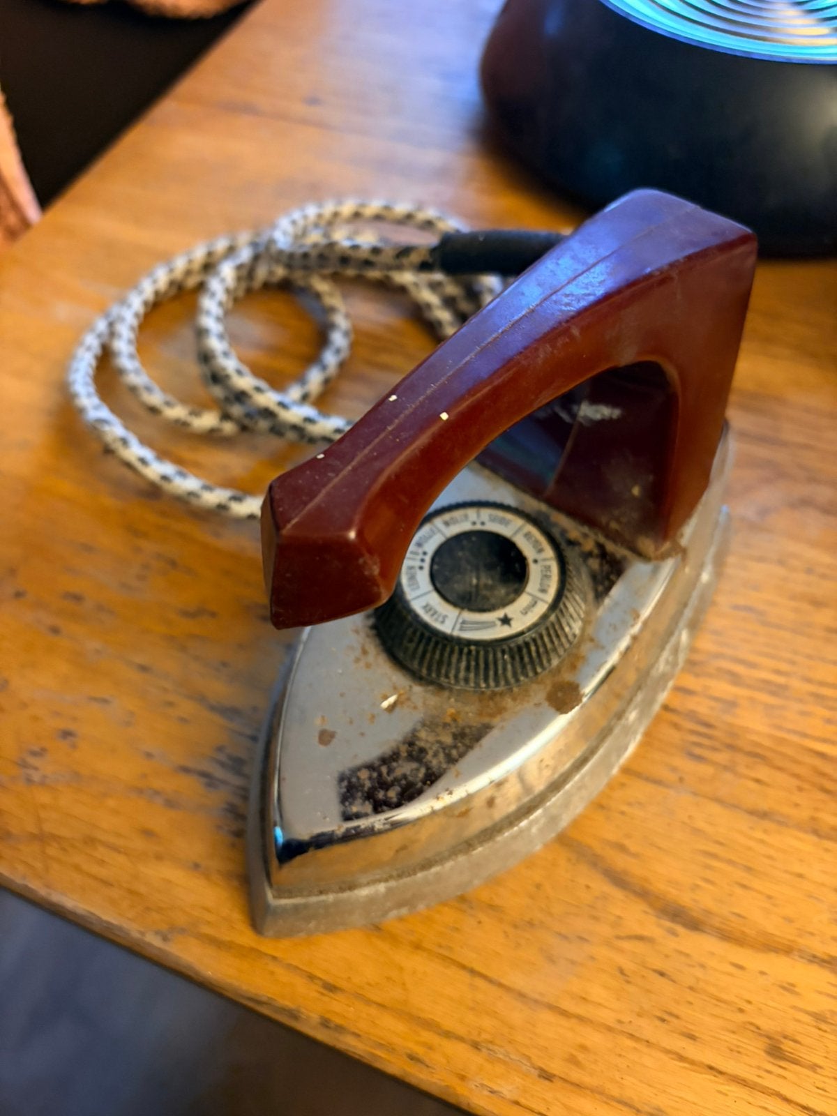 Vintage Komet Strijkijzer - Made in W-Germany, Ophalen of Verzenden, Niet werkend, Strijkijzer met snoer