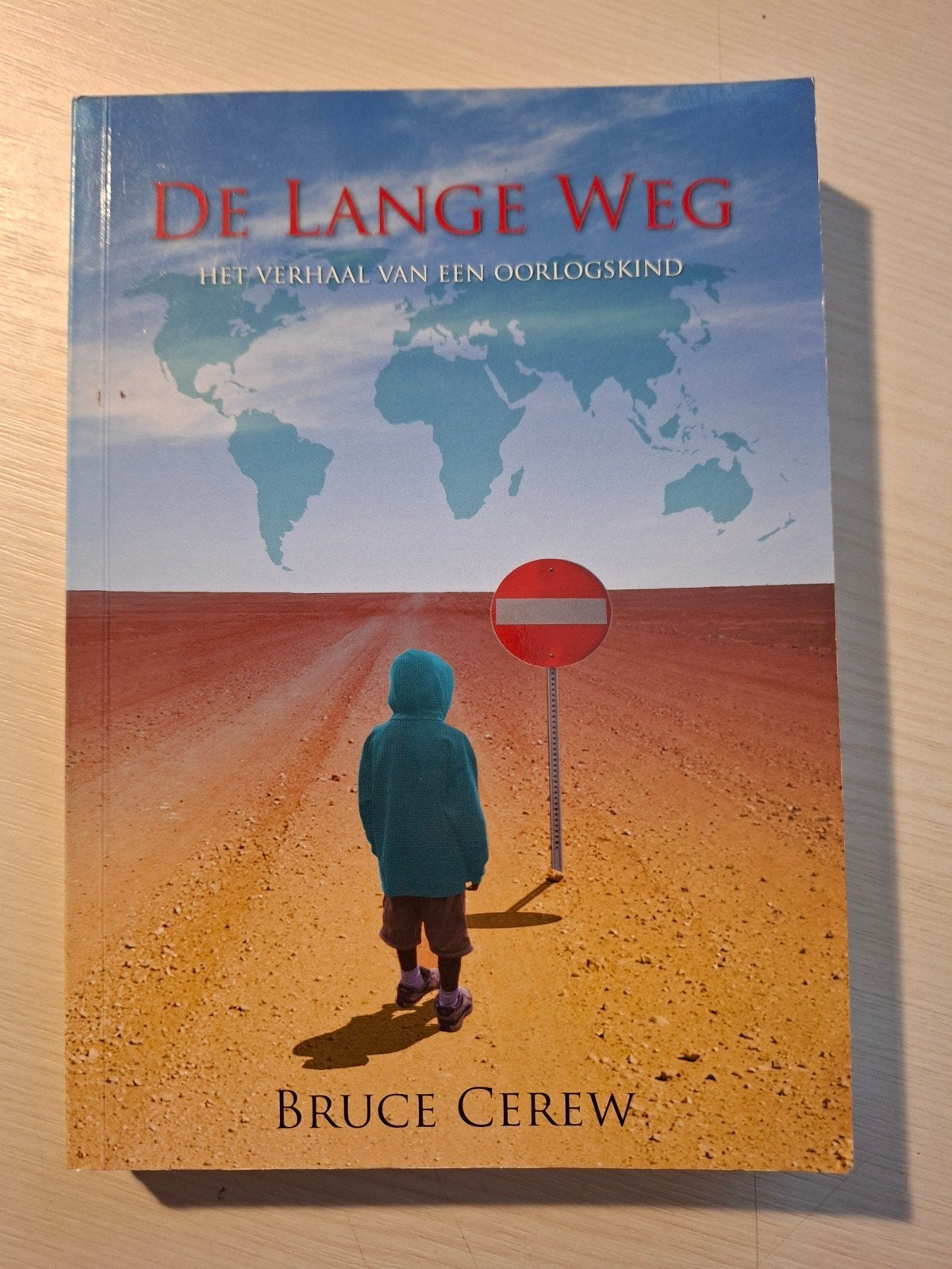 De Lange Weg: Het verhaal van een oorlogskind - Bruce Cerew, Ophalen of Verzenden