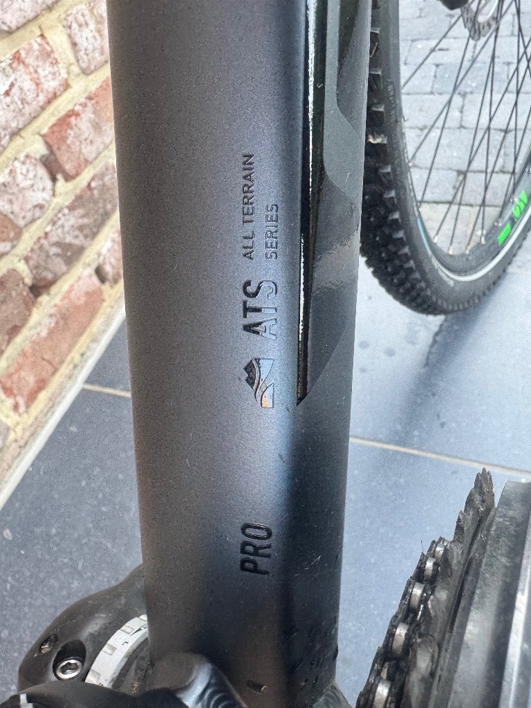 Cube Gravel Bike Crosshybride -54 cm–Shimano XT / Deore, Fietsen en Brommers, Hardtail, Heren, Zo goed als nieuw, Schijfrem