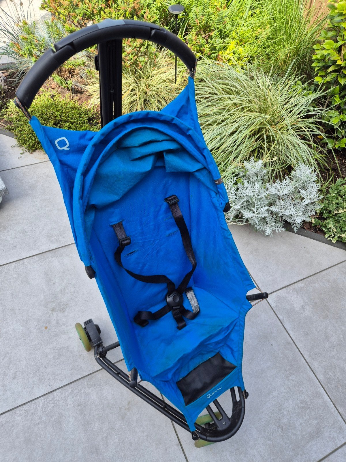 Quinny Yezz opvouwbare kinderwagen - Blauw, Kinderen en Baby's, Kinderwagens en Combinaties, Ophalen, Gebruikt, Kinderwagen, Quinny