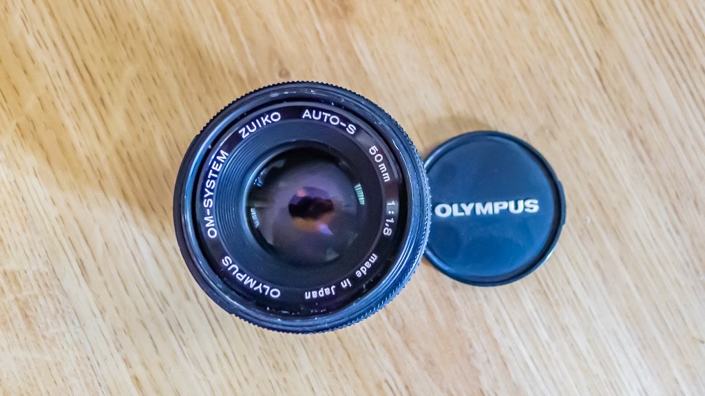 Olympus OM 50mm 1:1,8 + OM→m4/3 adapter, Audio, Tv en Foto, Fotografie | Lenzen en Objectieven, Ophalen, Gebruikt, Micro Four Thirds