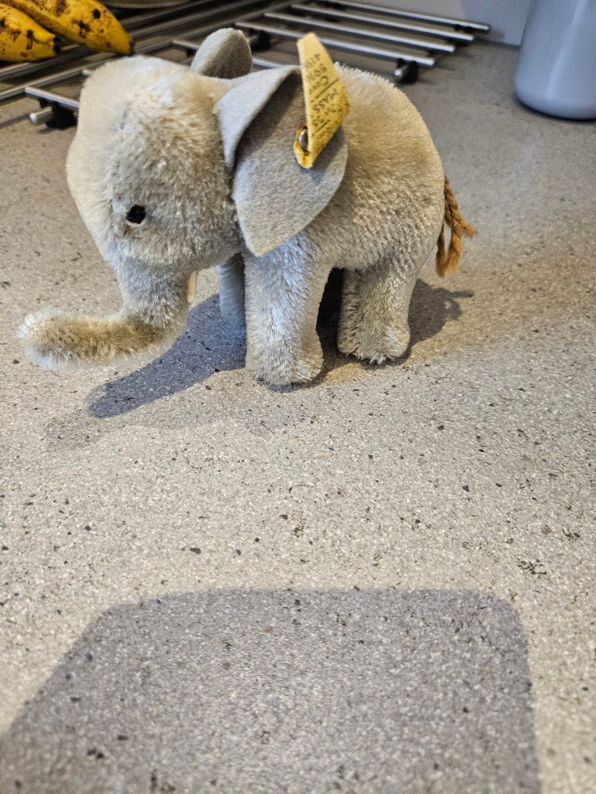Steiff olifantje jaren 50 10 cm, Ophalen of Verzenden, Zo goed als nieuw, Stoffen beer, Steiff