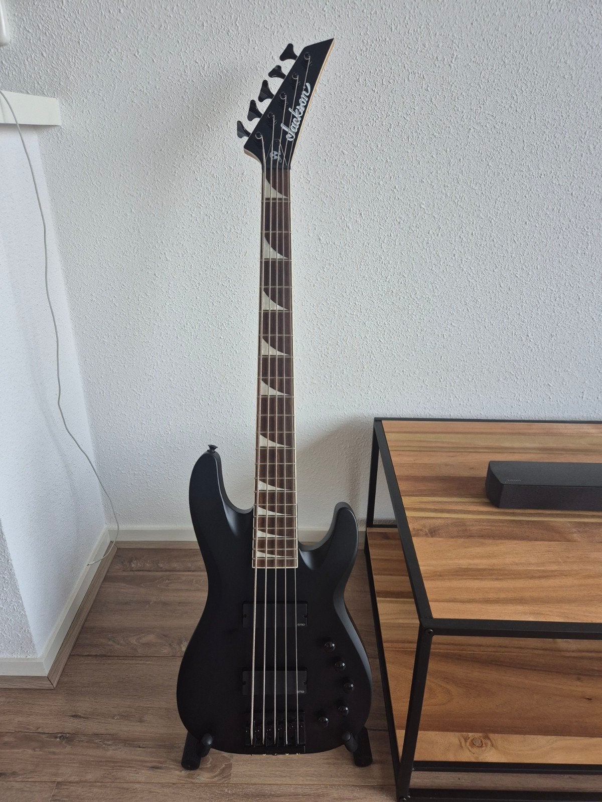 Jackson David Ellefson CBX V SBK. 5-snarige basgitaar., Ophalen, Zo goed als nieuw, Elektrisch, 5-snarig