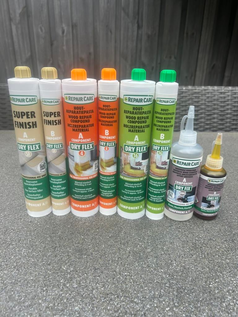Verschillende repair care tubes, Doe-het-zelf en Verbouw, Schildersmaterialen, Ophalen, Zo goed als nieuw, Overige typen