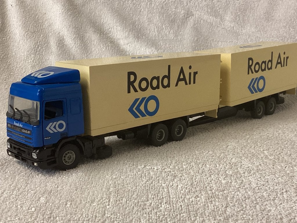 DAF95 Space Cab vrachtwagen met aanhanger, Ophalen of Verzenden, Zo goed als nieuw, Bus of Vrachtwagen, Tekno