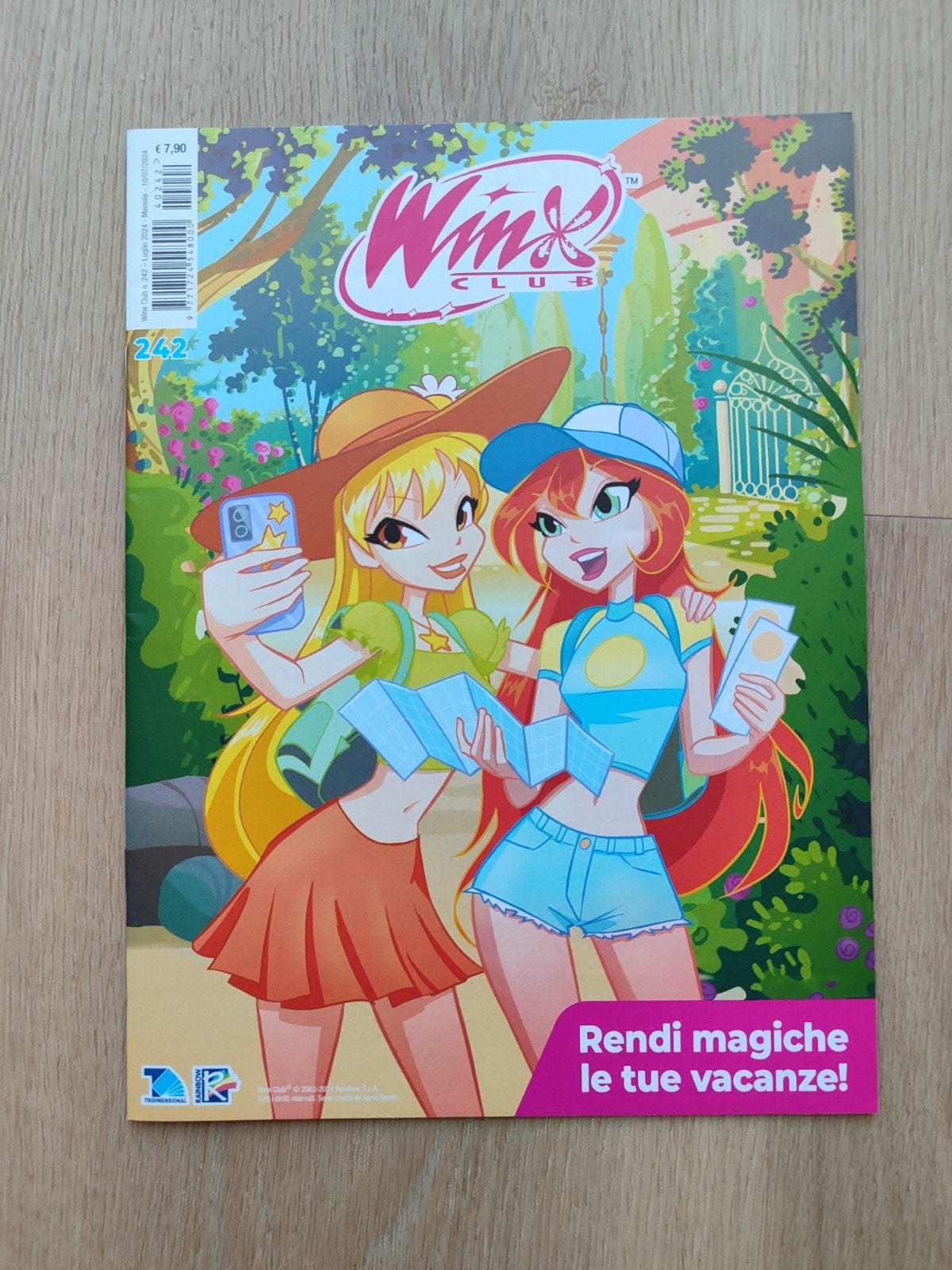 Winx Club Tijdschrift - Editie 242, Ophalen of Verzenden, Zo goed als nieuw