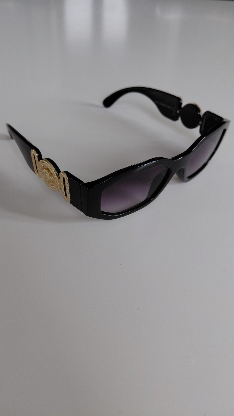 Versace zonnebril, Verzenden, Zo goed als nieuw, Zwart, Gianni Versace