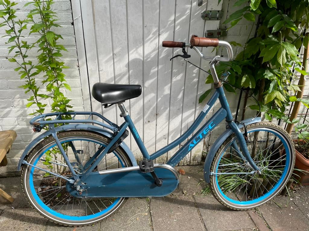 Meisjes fiets 24 inch, Ophalen, Terugtraprem, Handrem, Gebruikt