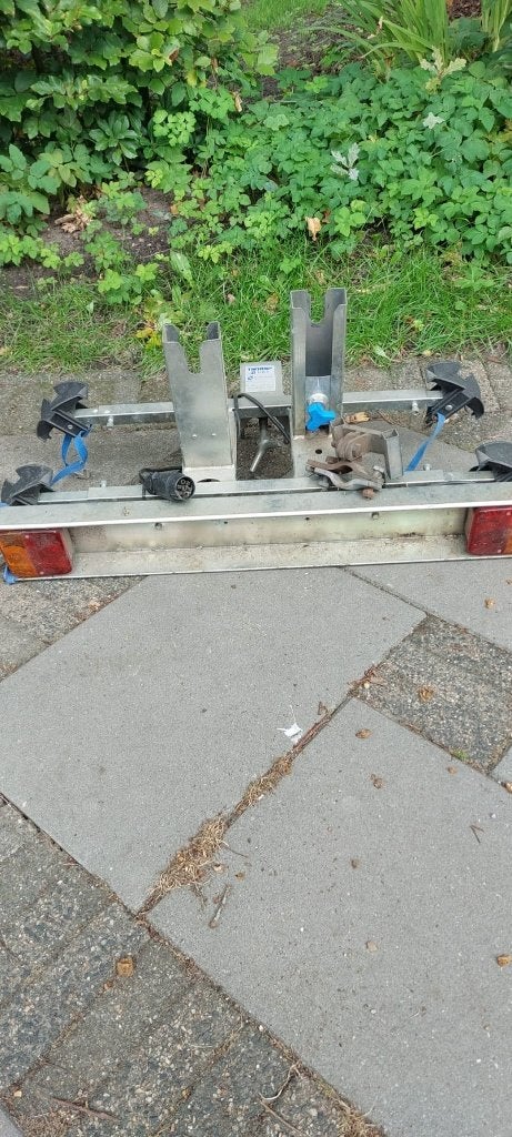 Fietsendrager Twinny Load, Ophalen, Gebruikt, Brede banden, 2 fietsen