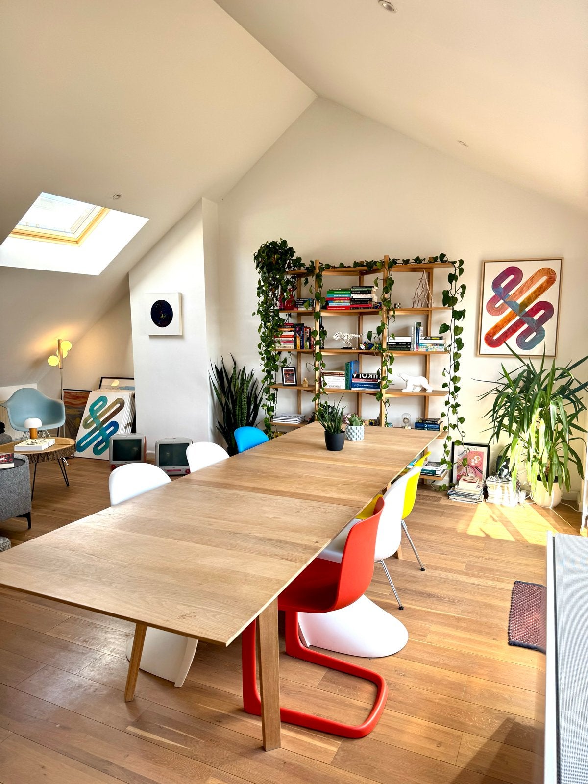Grote eettafel van massief eikenhout - Uitschuifbaar, Huis en Inrichting, Ophalen, 100 tot 150 cm, Eikenhout, 200 cm of meer