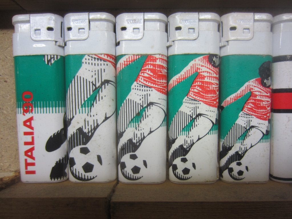 Diverse wegwerp reclame aanstekers: voetbal en sport), Ophalen of Verzenden, Gebruikt, Overige sporten, Overige typen