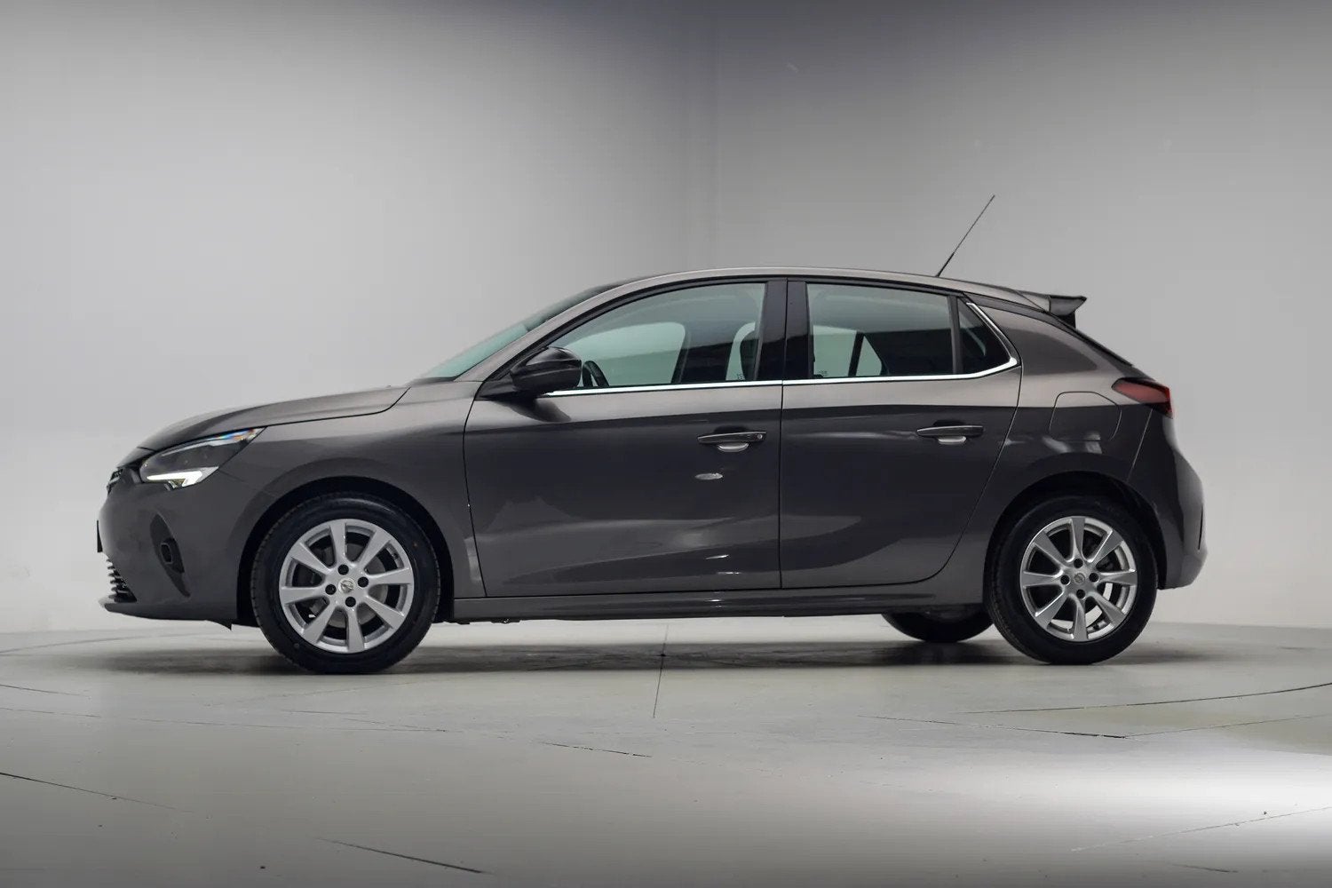 Opel Corsa 1.2 Elegance Aut. [ Navi Climate Carplay ], Auto's, Opel, Automaat, 101 pk, Gebruikt, 1199 cc
