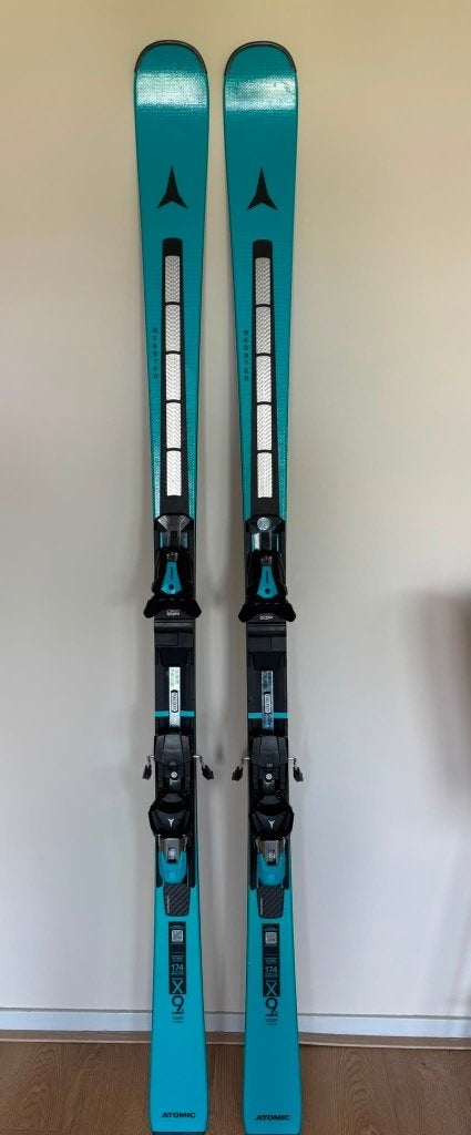 NIEUW: Atomic Redster X9S Revoshock S 174cm (2026), Sport en Fitness, Ophalen, 160 tot 180 cm, Nieuw, Carve