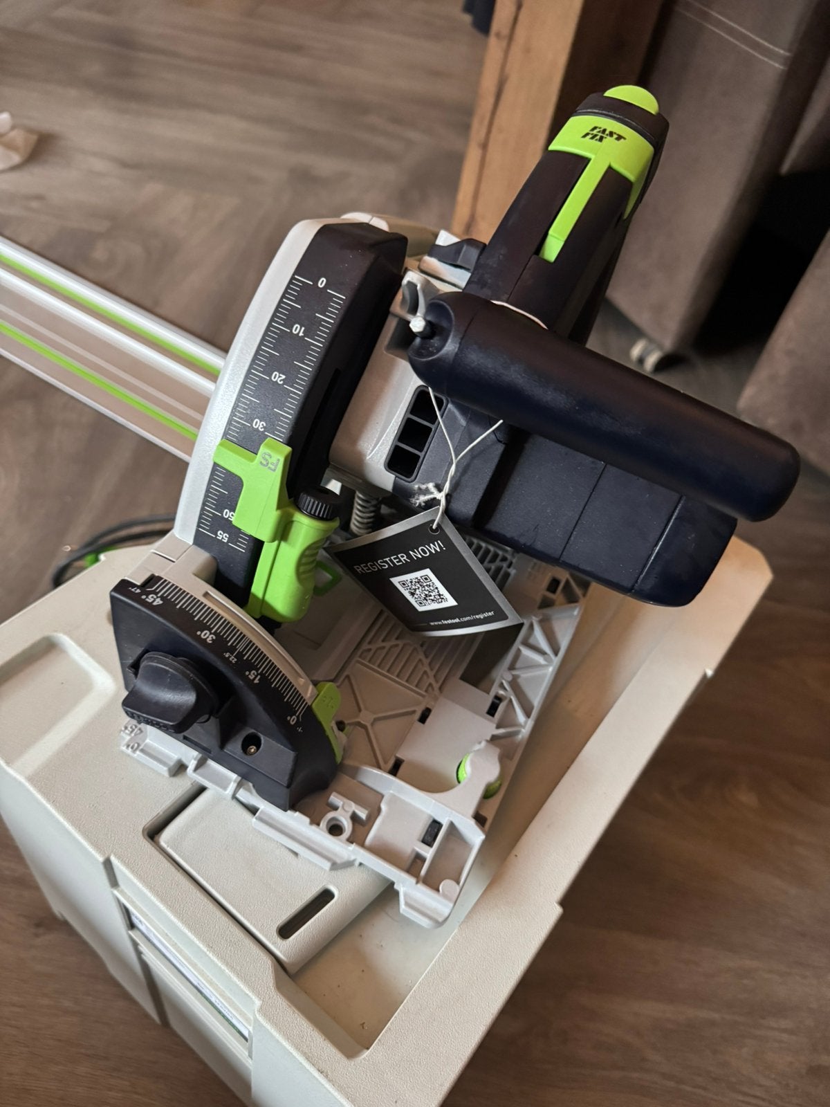 Festool ts55 invazaag nieuwstaat geleider rail, Doe-het-zelf en Verbouw, Invalzaag, Ophalen of Verzenden, Zo goed als nieuw, 30 tot 70 mm
