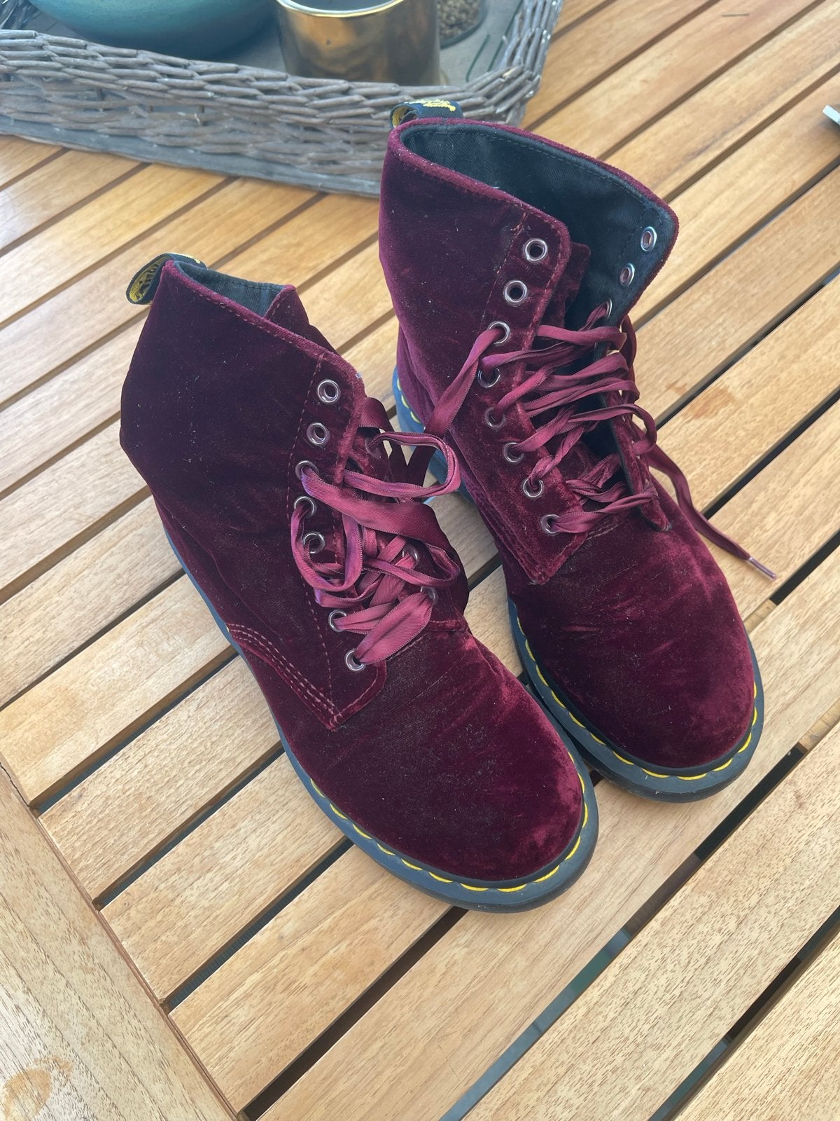 Dr. Martens Bordeaux Rode Fluweel Laarzen Maat 39, Kleding | Dames, Schoenen, Ophalen, Gedragen, Rood, Lage of Enkellaarzen