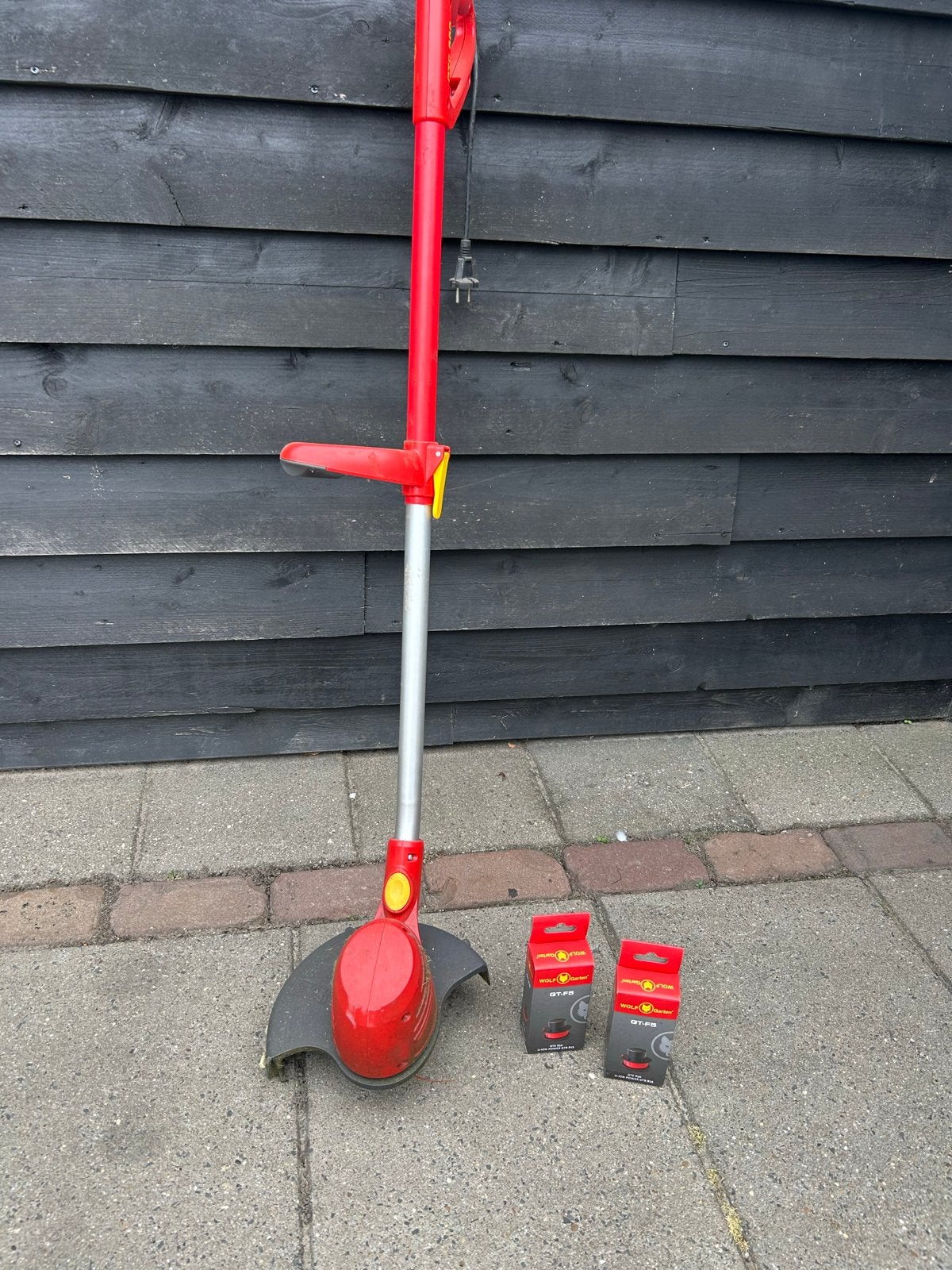 Wolf-Garten elektrische grastrimmer met extra draad, Ophalen, Gebruikt, Elektrische grasmaaier