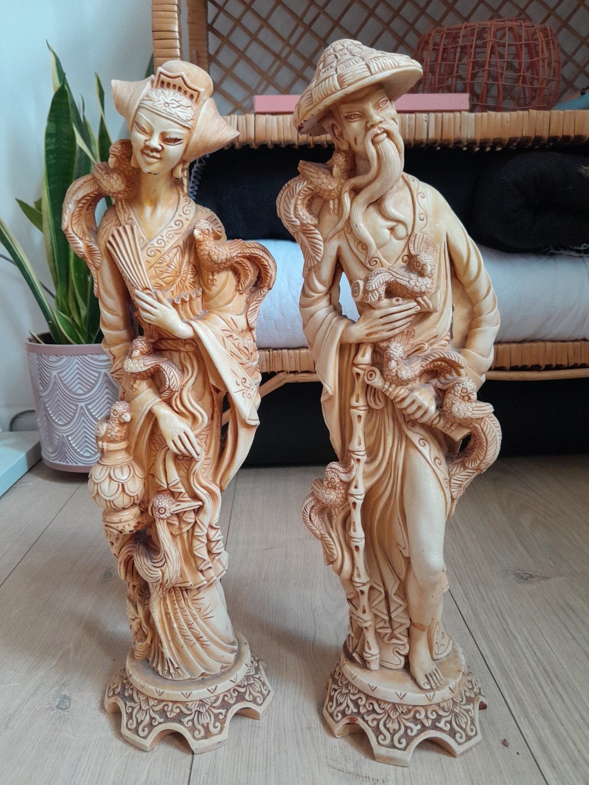 Chinese beelden (Resin of ivorine), Ophalen of Verzenden