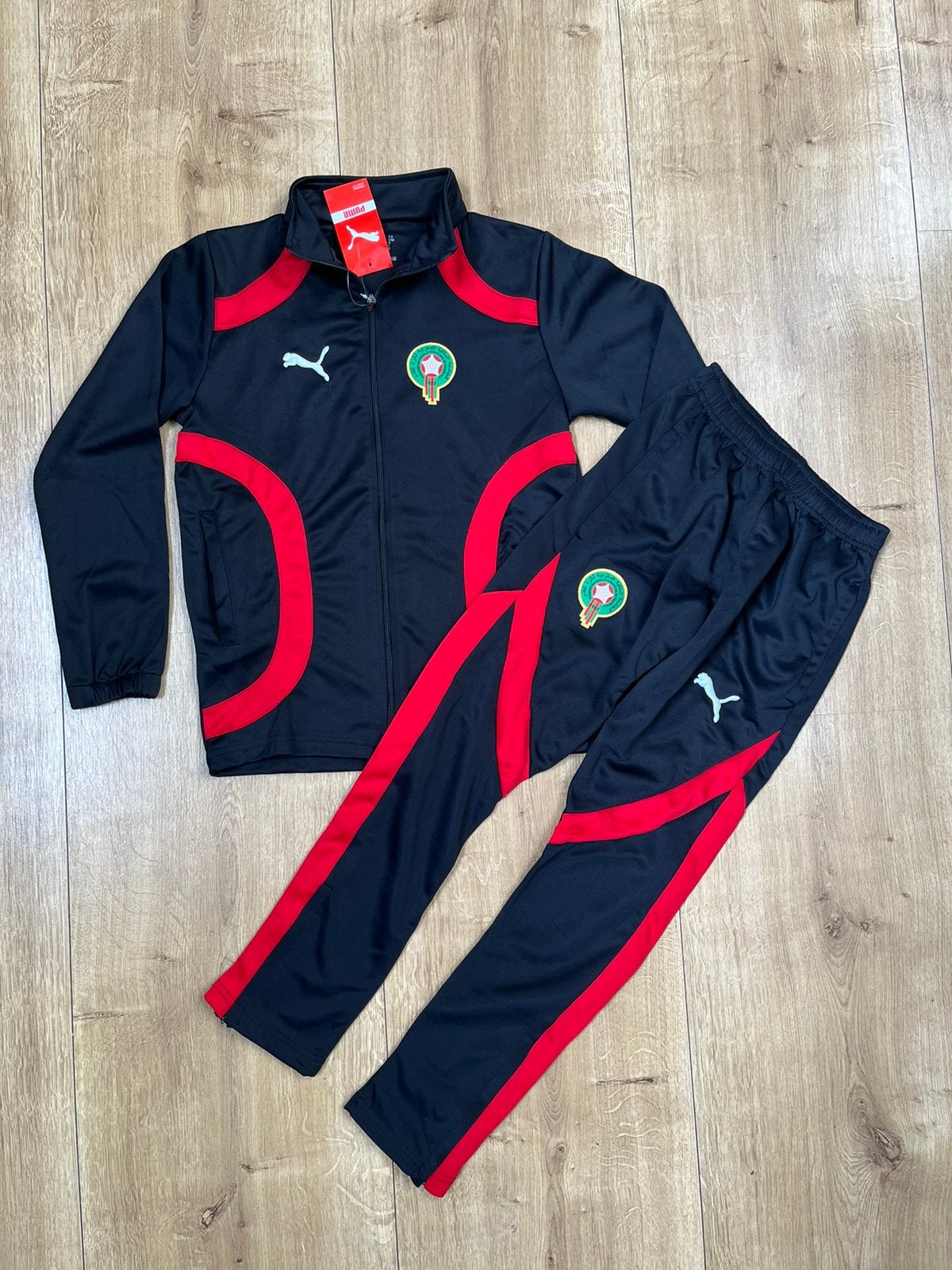 Trainingspak Marokko 146/152 nieuw, Ophalen of Verzenden, Nieuw, Jongen of Meisje, Setje