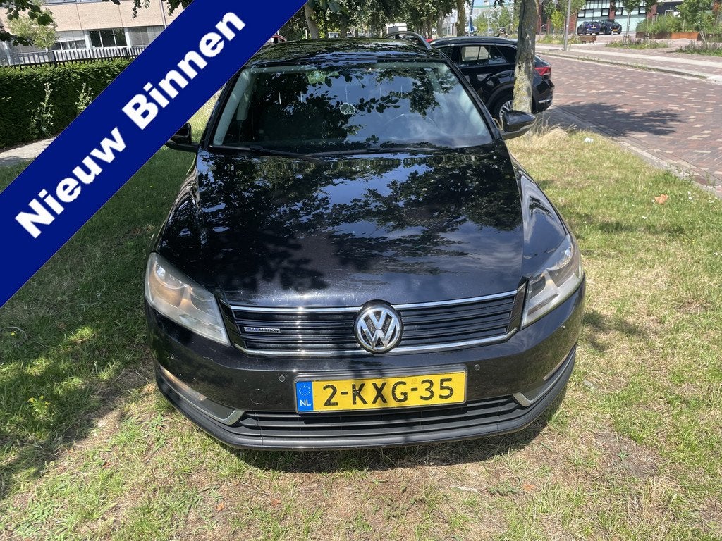 Volkswagen Passat Variant 1.6 TDI BlueMotion Executive Editi, Auto's, Volkswagen, Voorwielaandrijving, Euro 5, 4 cilinders, Origineel Nederlands