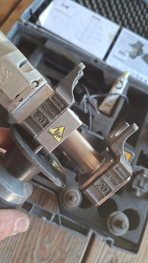 Rehau Rautool Accu perstang A-One tromptang en schuiftang, Auto diversen, Autogereedschap, ,, Nieuw, Ophalen of Verzenden, ,