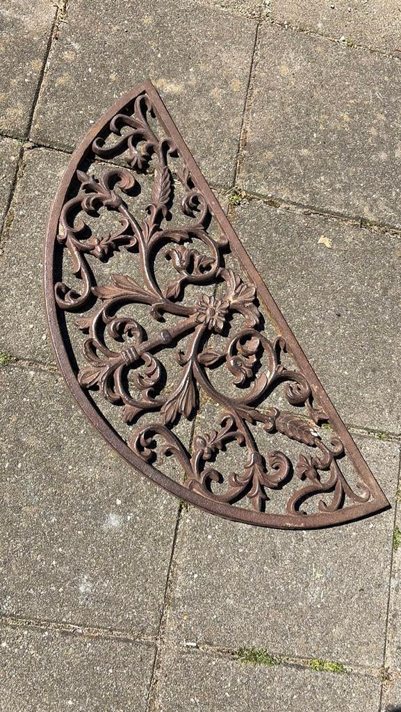 Gietijzeren deurmat, Ophalen, Gebruikt, Gietijzer