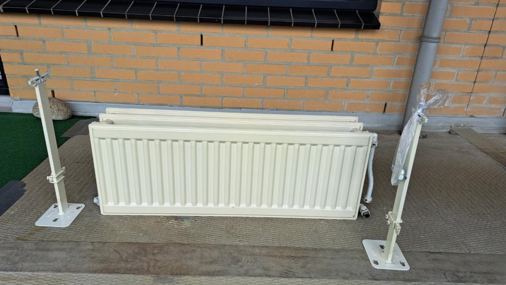 Een kleine warming up, Doe-het-zelf en Verbouw, Verwarming en Radiatoren, 30 tot 80 cm, Radiator, Minder dan 60 cm, Ophalen of Verzenden