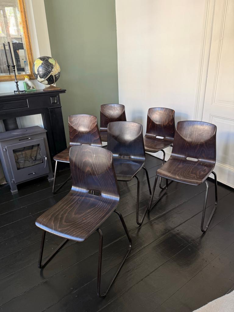 5 (+1) Thur-op-Seat vintage schoolstoelen, Ophalen, Gebruikt, Bruin, Vijf, Zes of meer stoelen