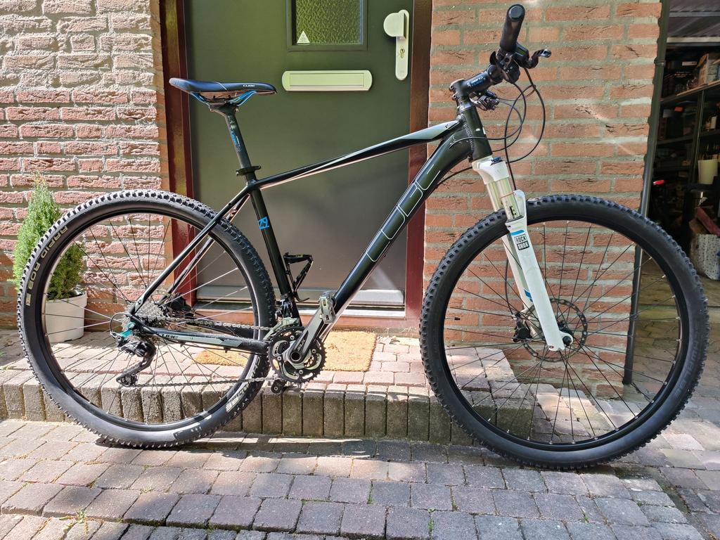 Cube LTD Pro MTB 475€+wielen 150€+schoenen 50€+helm 50€, Fietsen en Brommers, Fietsen | Mountainbikes en ATB, Overige merken, Heren