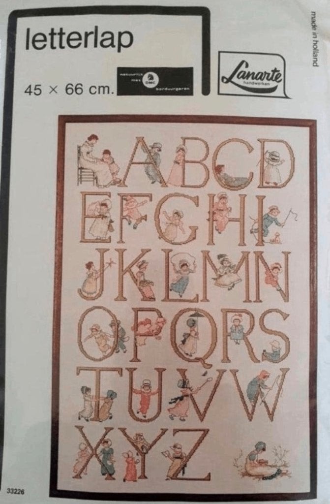 LANARTE BORDUURPAKKET LETTERLAP NOSTALGISCHE LETTERS, Verzenden, Nieuw, Handborduren, Borduurpakket