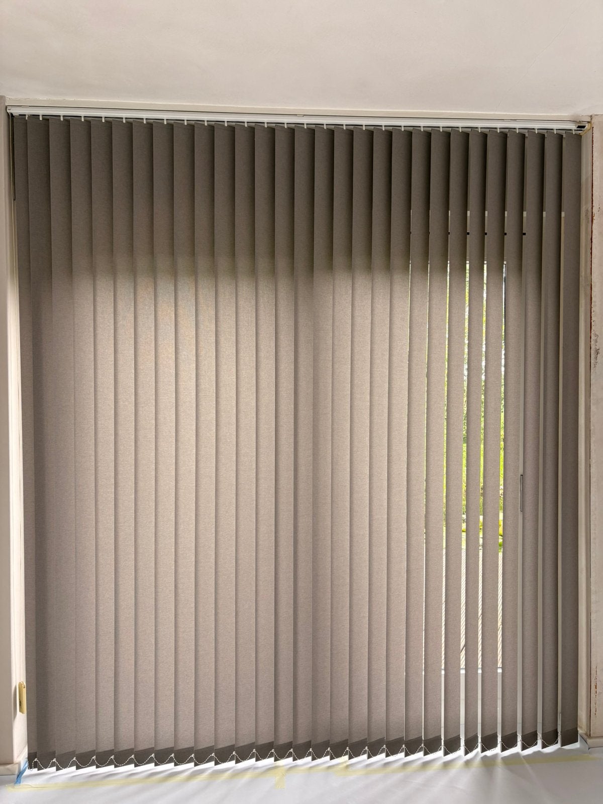 Verticale lamellen/ Luxaflex–Taupe/Grijs–Diverse afmetingen, Ophalen