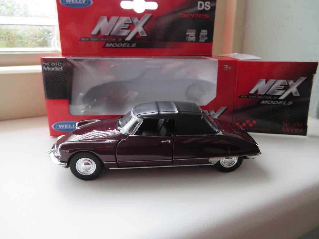 Welly Citroen DS Cabriolet Bordeaux Rood, Ophalen of Verzenden, Nieuw, Auto, Overige merken