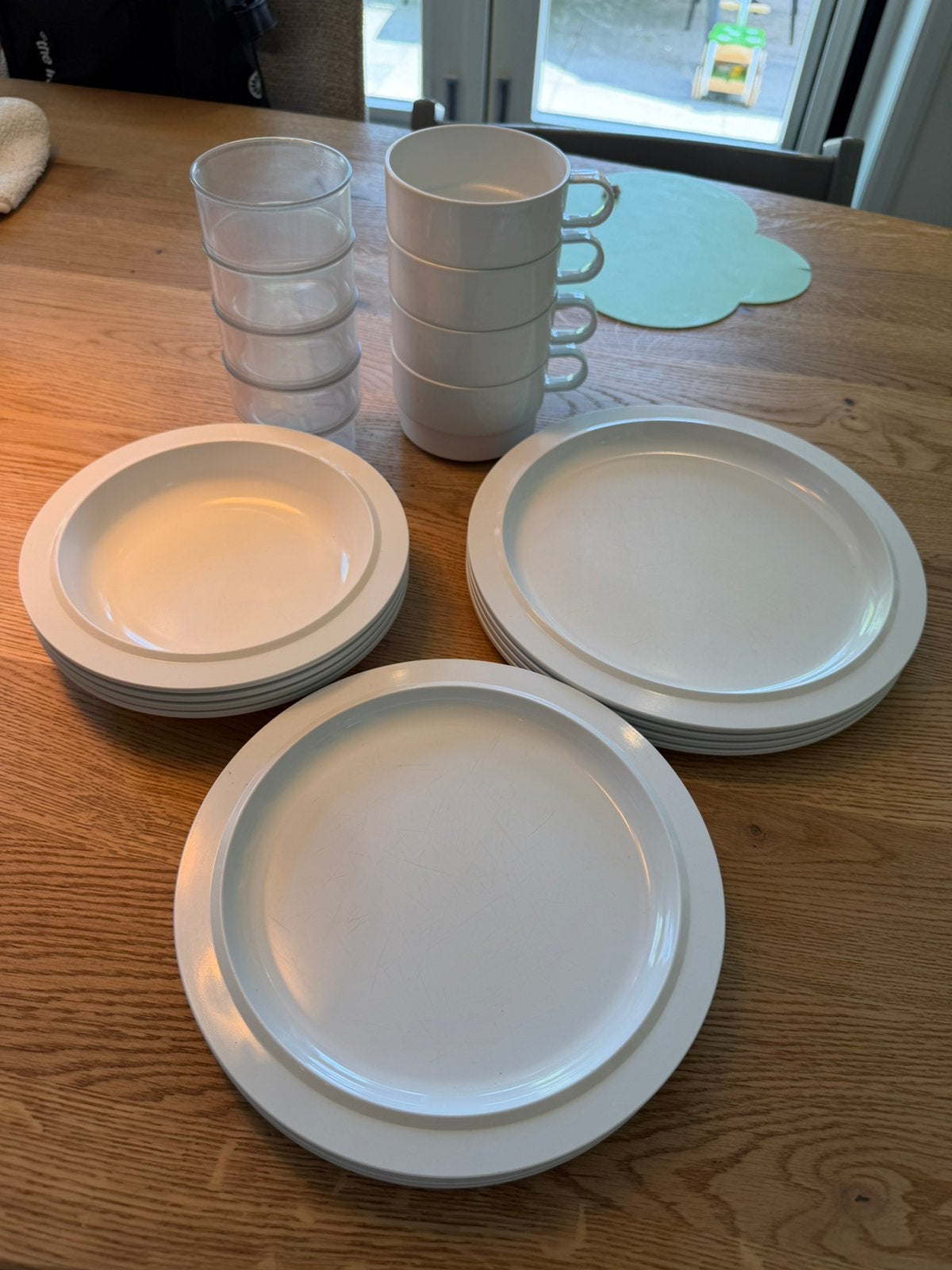 Mepal set Koen de Winter 20-delig - wit, Caravans en Kamperen, Kampeeraccessoires, Ophalen of Verzenden, Gebruikt