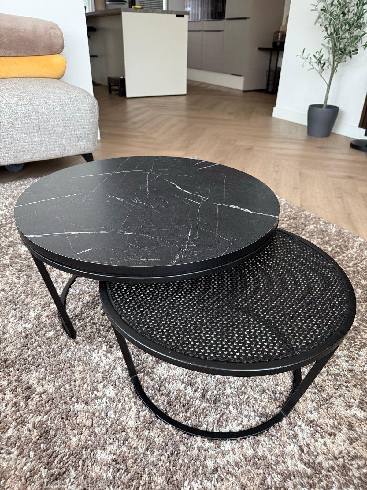 Henders & Hazel Salontafelset Zwart Marmerlook, Huis en Inrichting, Ophalen, Rond, 50 tot 100 cm, Zo goed als nieuw