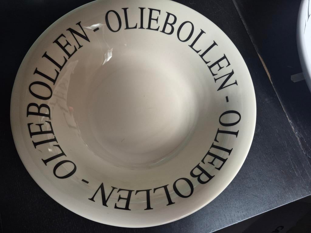 Oliebollen serveerschaal/bord, Ophalen of Verzenden, Gebruikt, Overige stijlen, Schaal of Schalen