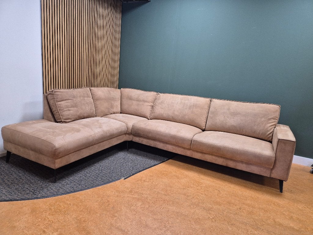 Moderne Hoekbank Microvezel Camelkleur, Huis en Inrichting, Ophalen, 250 tot 300 cm, Gebruikt, Hoekbank