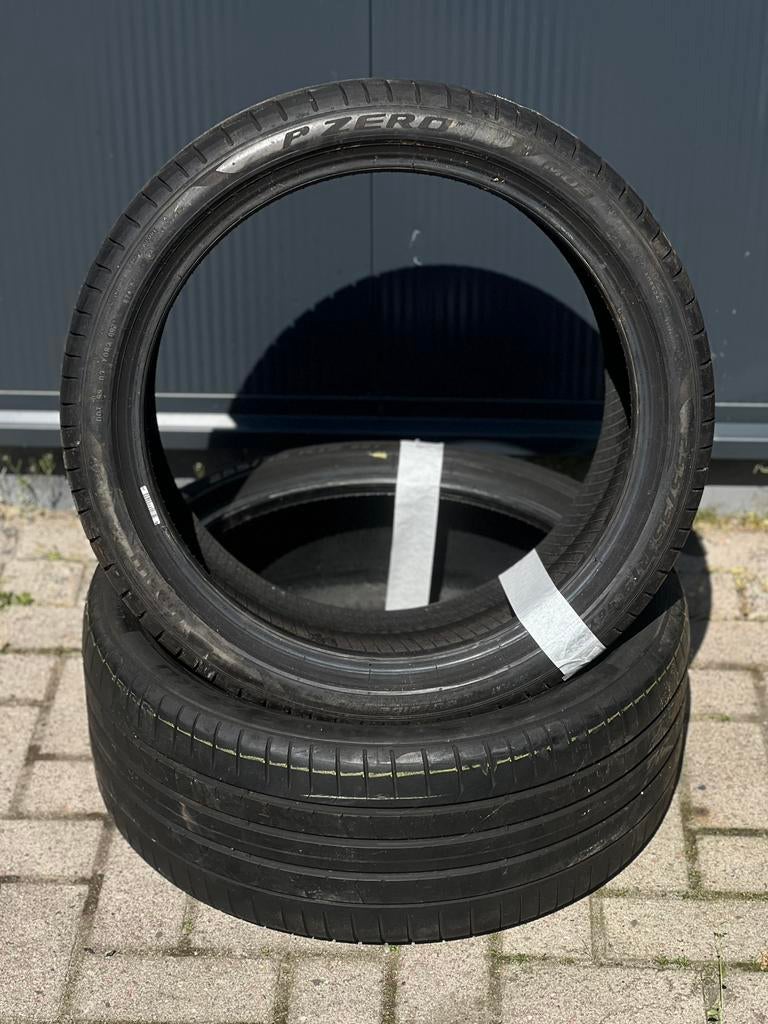 255 35 19 pirelli p zero banden, Ophalen of Verzenden, 19 inch, Zomerbanden, Band(en)