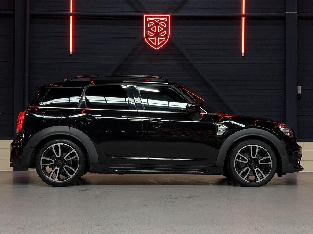 Mini Countryman 2.0 Cooper S Hammersmith |JCW|PANO|APP|CRUIS, Zwart, Bedrijf, Automatische klimaatregeling, SUV of Terreinwagen