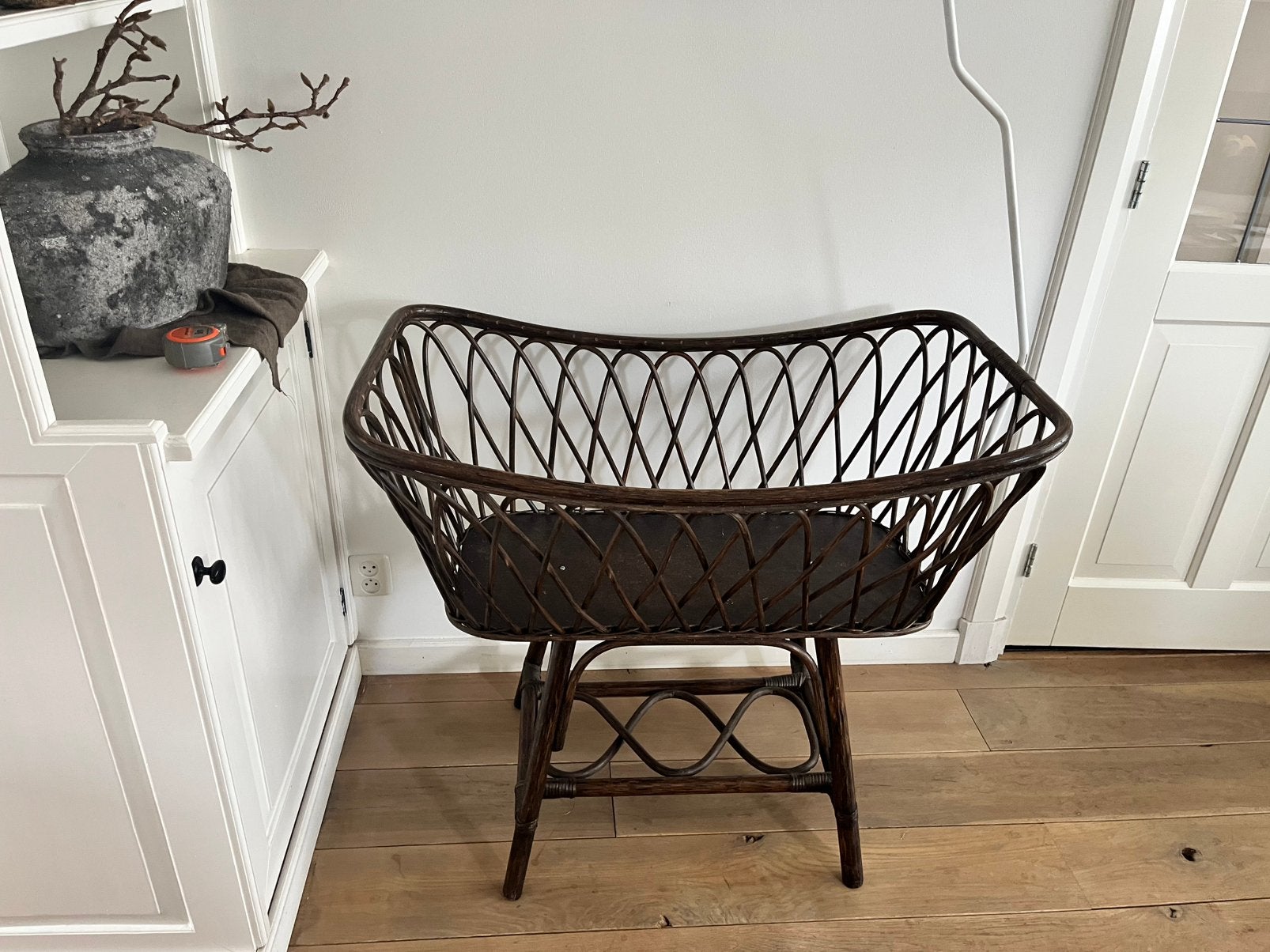 Leuke rotan ledikant, Kinderen en Baby's, Ophalen, Gebruikt, Ledikant