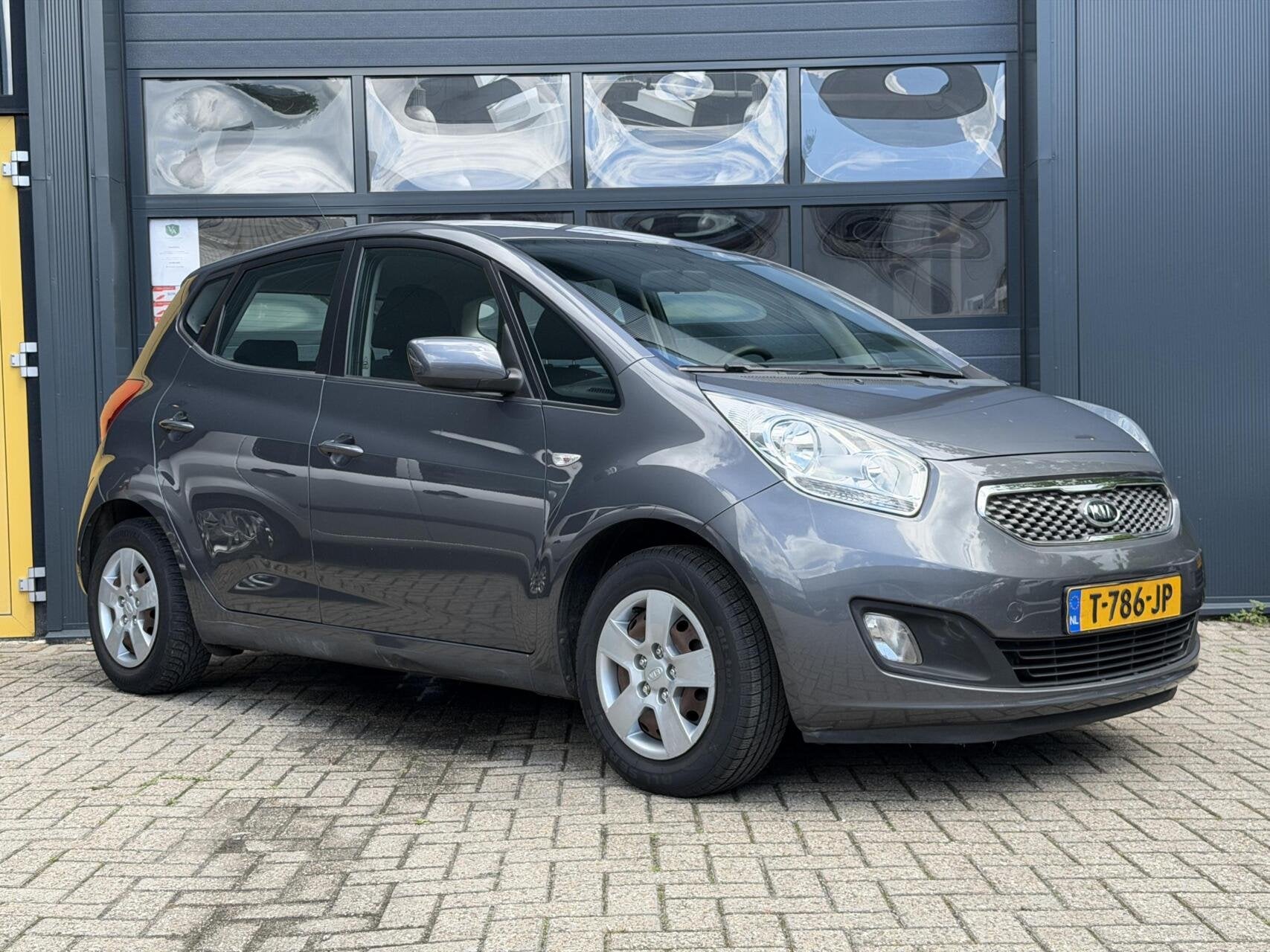 Kia Venga 1.4 CVVT | Airco | stoelverwarming, Voorwielaandrijving, Euro 5, Gebruikt, 4 cilinders