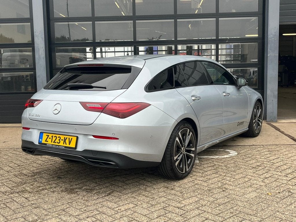 Mercedes-Benz CLA-klasse Shooting Brake 180 Luxury Line, Auto's, Mercedes-Benz, CLA, 136 pk, 4 cilinders, Origineel Nederlands