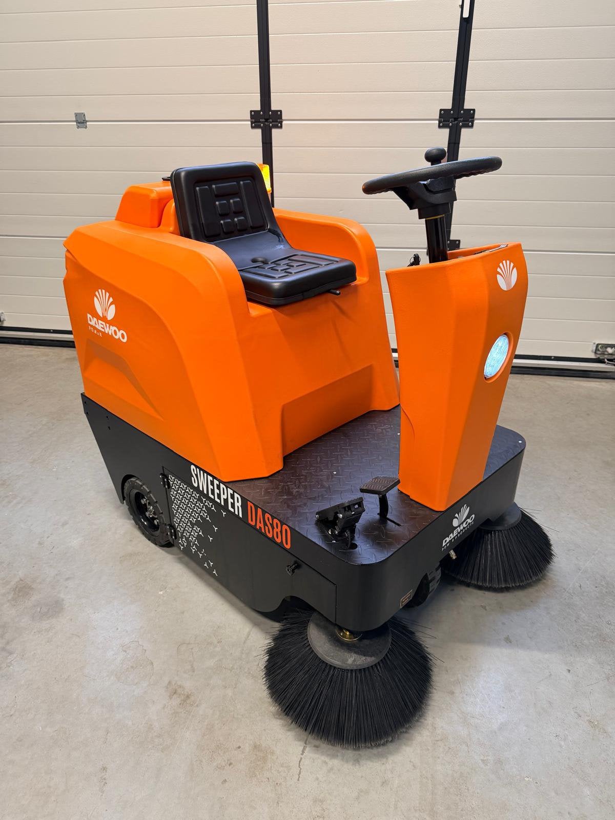 Daewoo DAS80 Sweeper – Veegmachine – Nieuw, Ophalen, Nieuw