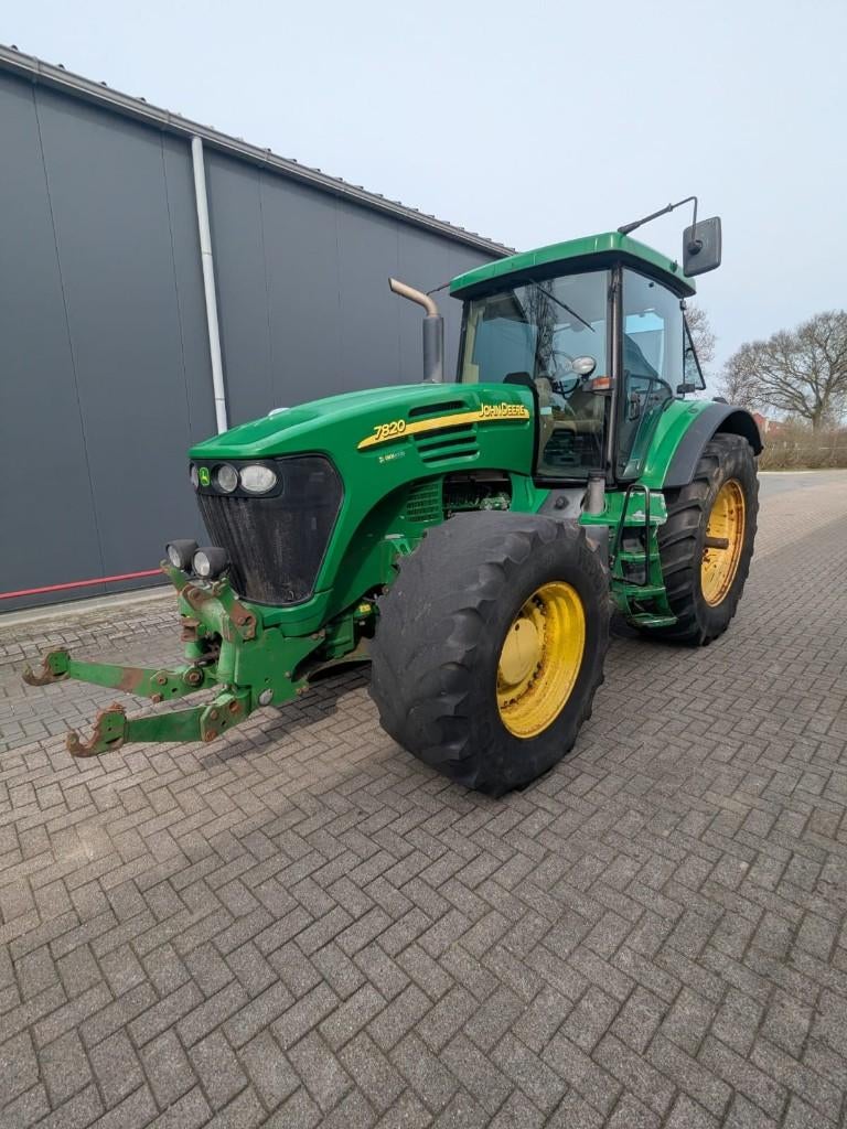 John Deere 7820 + New Holland TS 100, Zakelijke goederen, John Deere, Gebruikt, Meer dan 10000, Ophalen of Verzenden