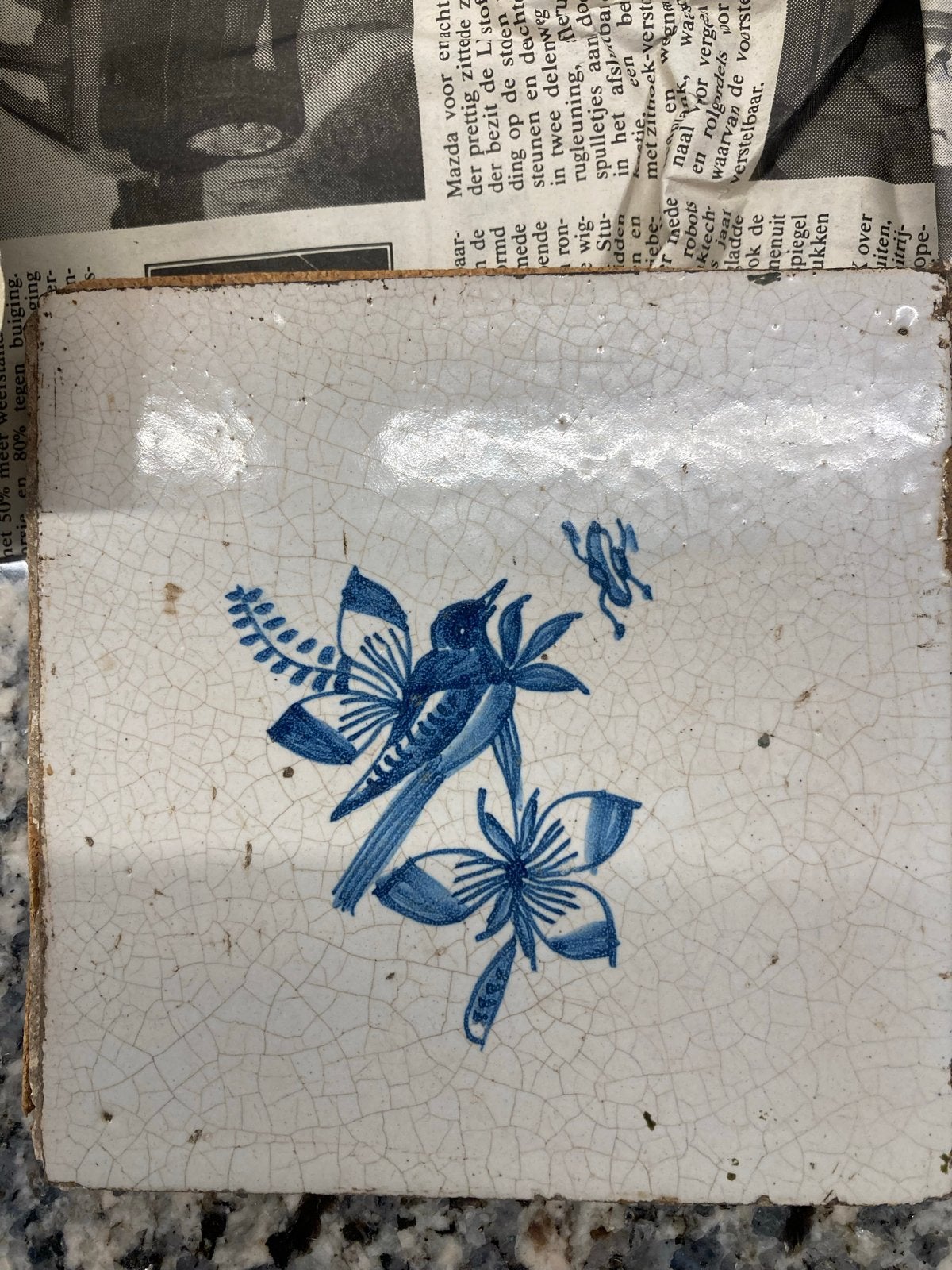 Antiek Delfts blauw tegeltje met vogel en bloemen, 13x13 cm, Ophalen