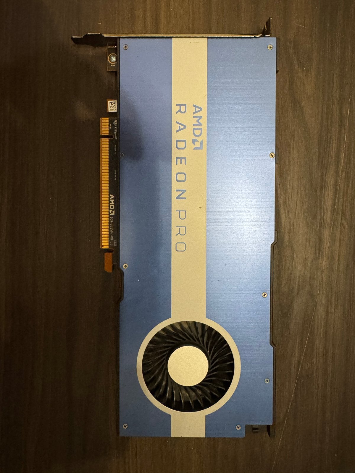 AMD Radeon Pro W5500 8GB Grafische Kaart, Computers en Software, Videokaarten, PCI-Express 3, AMD, DisplayPort, GDDR6