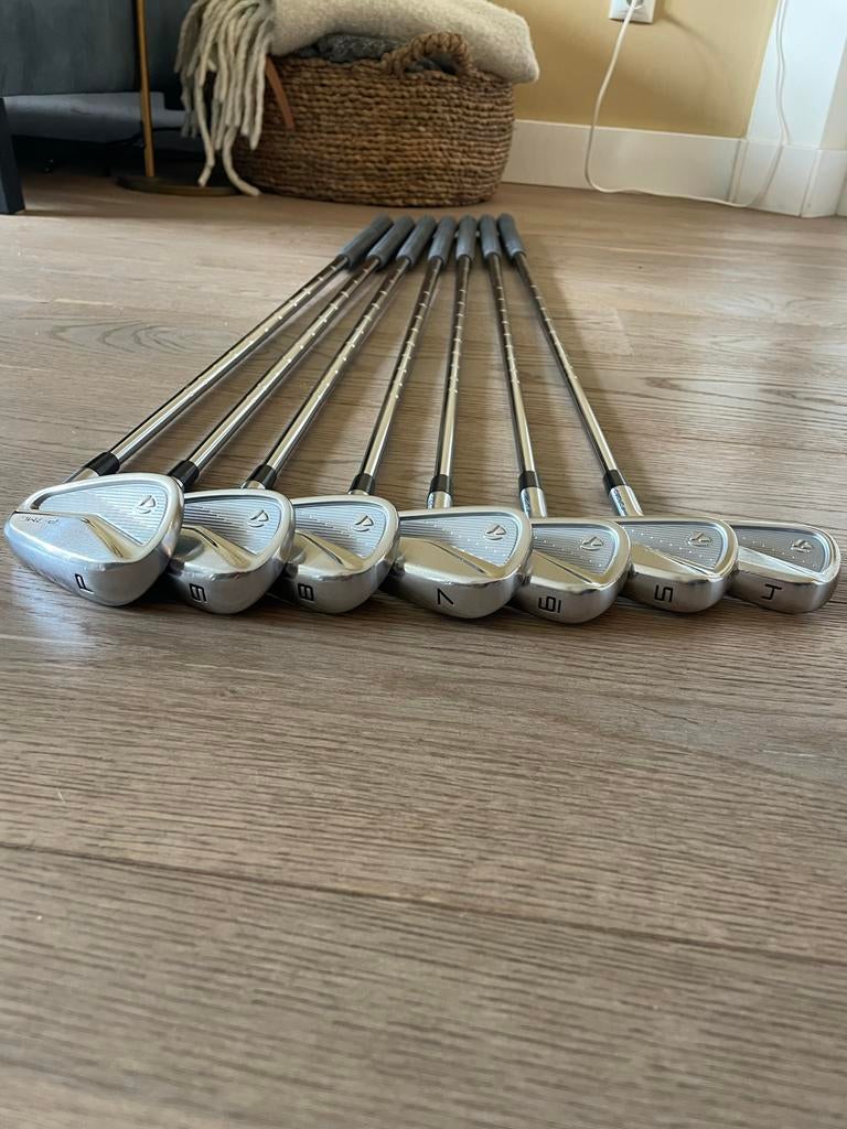 TaylorMade P7MC 2021 Forged IJzers (PW-4), X-stiff KBS TOUR, Sport en Fitness, Golf, Ophalen of Verzenden, Zo goed als nieuw, Set