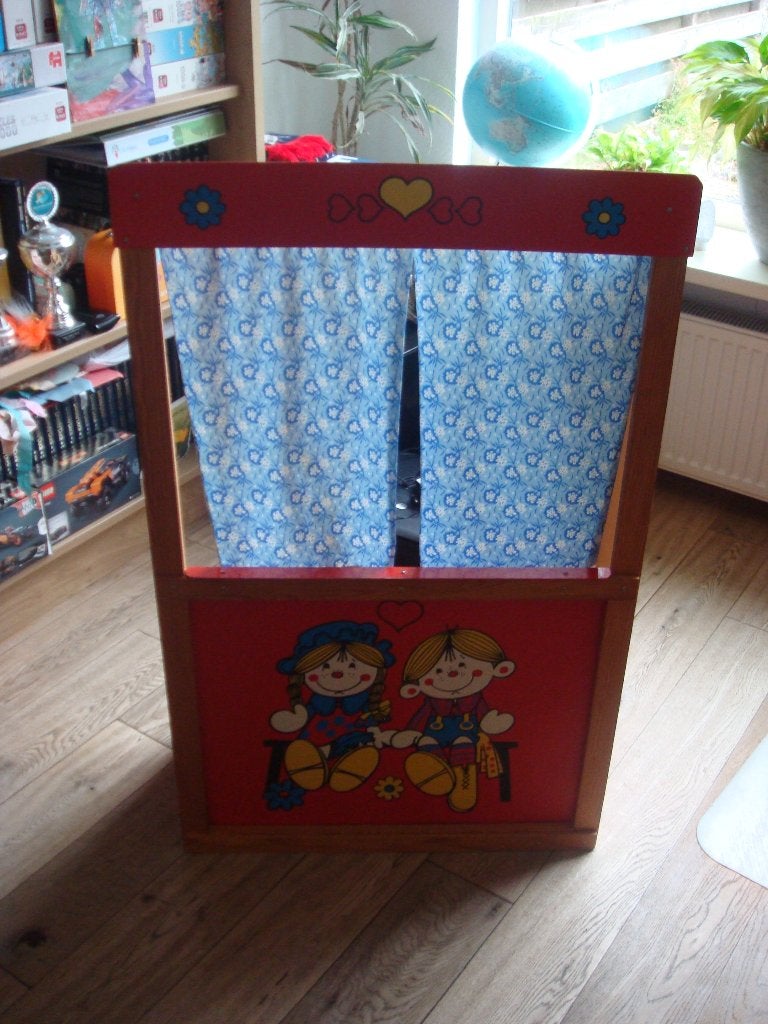 Poppenkast met poppen, Ophalen of Verzenden, Gebruikt, Overige typen