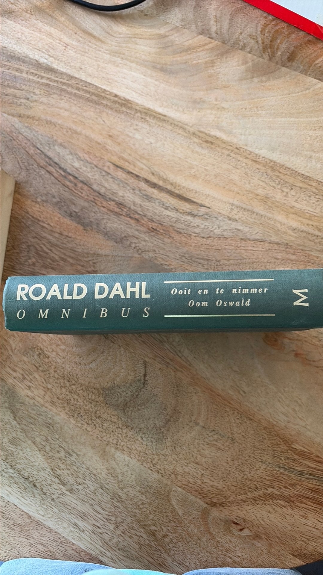 Roald Dahl Omnibus: Ooit en te nimmer, Oom Oswald, Boeken, Ophalen of Verzenden, Gelezen, Nederland