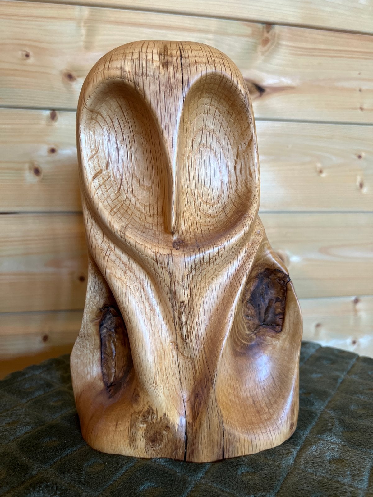 Unieke handgesneden houten uil sculptuur, Antiek en Kunst, Ophalen of Verzenden, Handgemaakt, 20 - 50 cm, Beeld