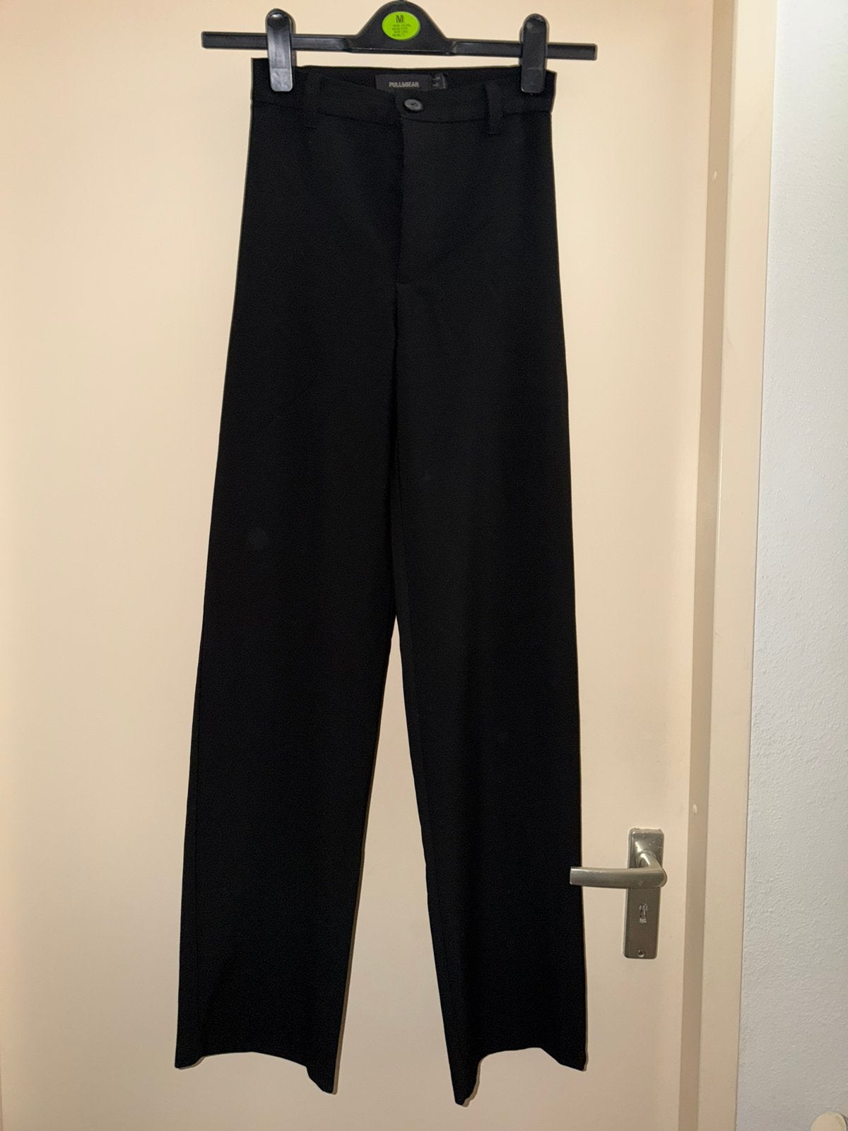 Dames zwarte pantalon van Pull & Bear, Zwart, Ophalen of Verzenden, Zo goed als nieuw, Maat 34 (XS) of kleiner